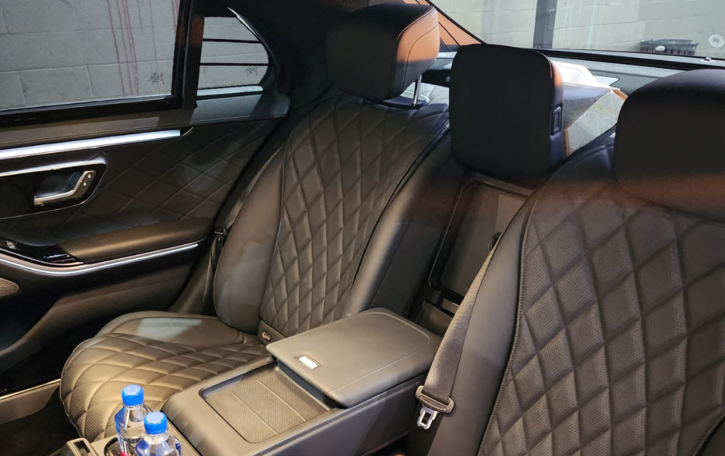 Sedan Premium – Mercedes S Class - Carousel-4
